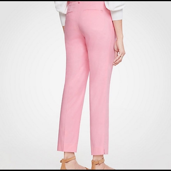 Ann Taylor Curvy Mid-Rise Ruffle Crop Pants Capri Barbiecore Size 00 - Picture 2 of 6